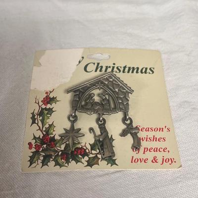 Gold Plated NZ Paua Brooch and Much More (BBC-DZ)