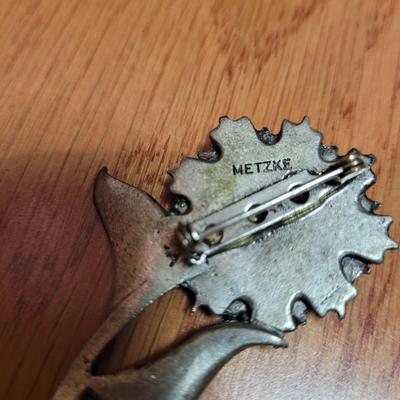 Gold Plated NZ Paua Brooch and Much More (BBC-DZ)