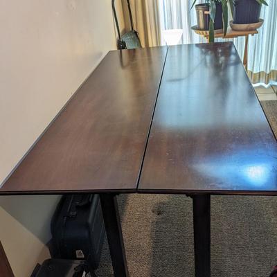 Space Saving Dining Room Table