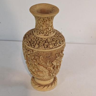Signed Vintage Norleans Off-White Cinnabar Vase Asian Style