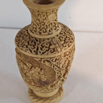 Signed Vintage Norleans Off-White Cinnabar Vase Asian Style