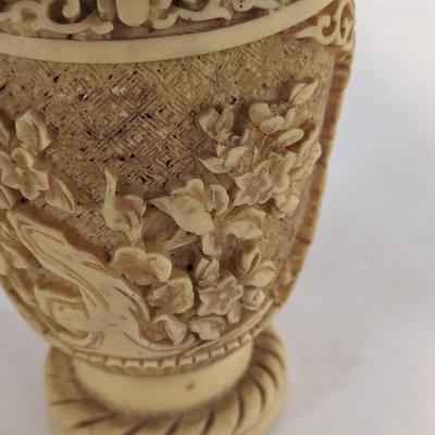 Signed Vintage Norleans Off-White Cinnabar Vase Asian Style