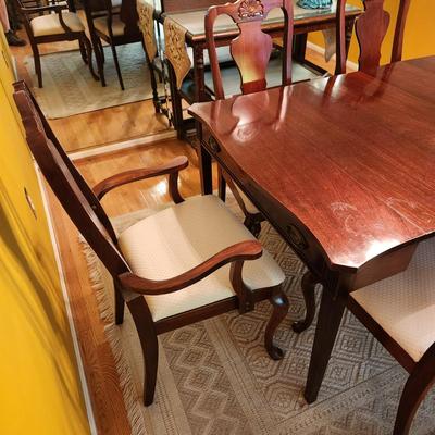 Vintage Expanding Desk to Dining Room Table w 6 chairs