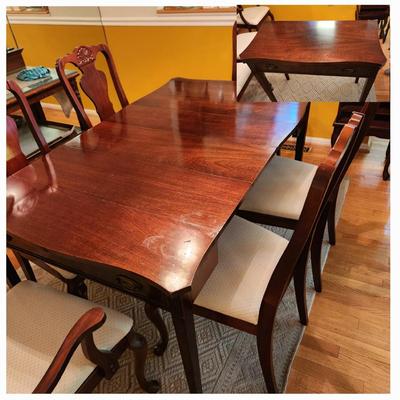 Vintage Expanding Desk to Dining Room Table w 6 chairs