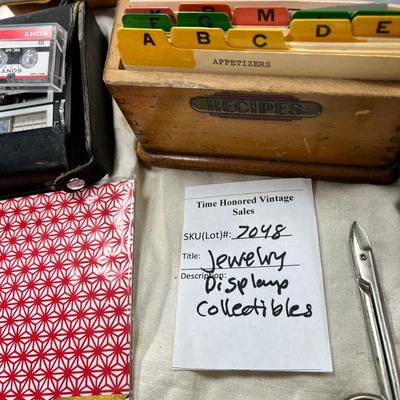 Handmade jewelry show displays, vintage collectibles