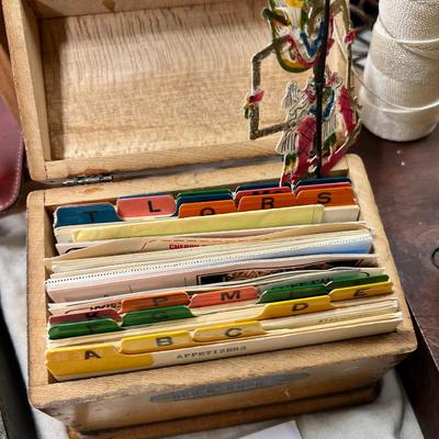 Handmade jewelry show displays, vintage collectibles