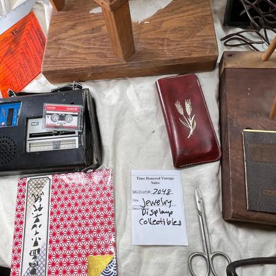 Handmade jewelry show displays, vintage collectibles
