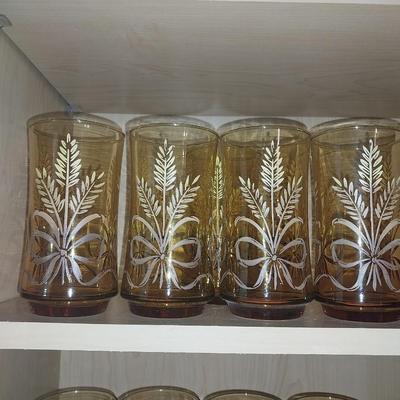 VINTAGE DRINKING GLASSES