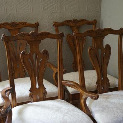 CHIPPENDALE STYLE DINING CHAIRS SET OF SIX / WITH CARVING/IVORY COLORED DAMASK UPHOLSTERED SEAT