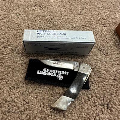 BUCK COLT NO 703 & CROSMAN 906 3-LOCK BACK KNIVES