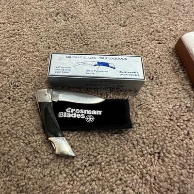 BUCK COLT NO 703 & CROSMAN 906 3-LOCK BACK KNIVES