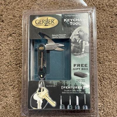 NEW GERBER KEYCHAIN TOOL & KA-BAR POCKET KNIFE