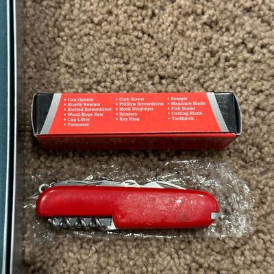 GERBER KEYCHAIN TOOL, ROYAL CREST MULTI FUNCTION AND SWISS EXECUTIVE KNIVES
