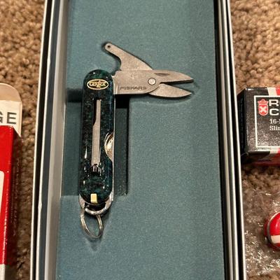 GERBER KEYCHAIN TOOL, ROYAL CREST MULTI FUNCTION AND SWISS EXECUTIVE KNIVES