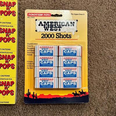 TNT POP-ITS & AMERICAN WEST CAPS