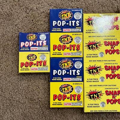 TNT POP-ITS & AMERICAN WEST CAPS