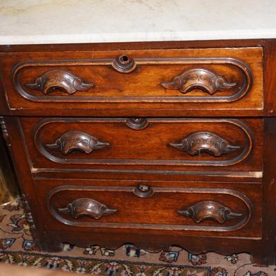 19th CENTURY THREE DRAWER CARVED PULL WITH WHITE MARBLE TOP BUREAU