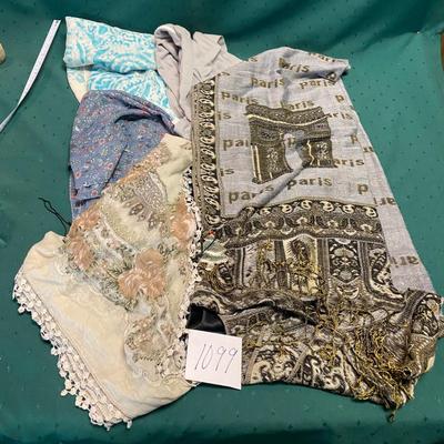 Scarf Lot
