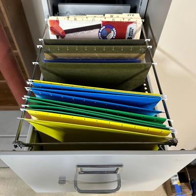 4 DRAWER METAL FILING CABINET