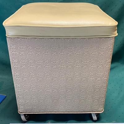 Rolling Sewing Chest