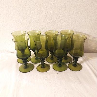 VINTAGE DRINKING GLASSES AND DISH