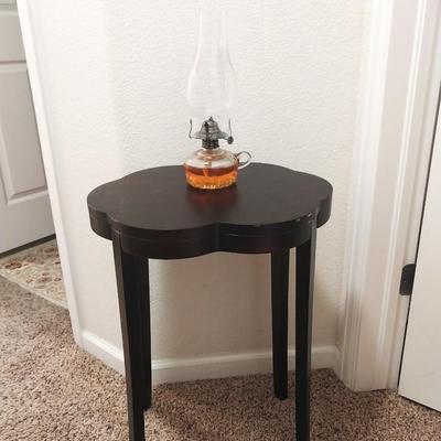 WOODEN SIDE TABLE AND OIL LAMP