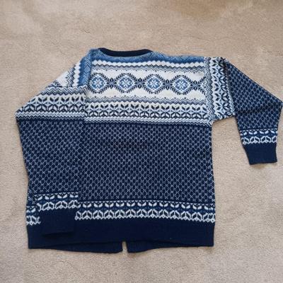 LADIES WOOLRICH SWEATER SIZE XL