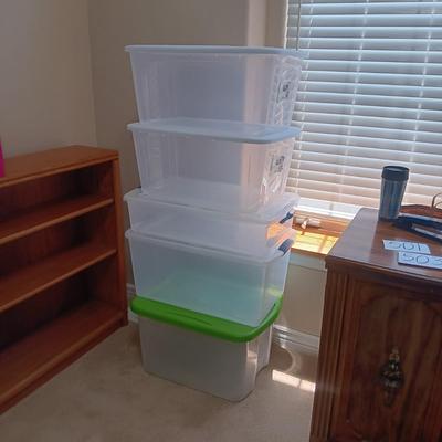 5 STORAGE TOTES