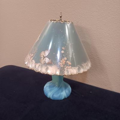 AMAZING VAN BRIGGLE TABLE LAMP WITH UNIQUE BUTTERFLY SHADE