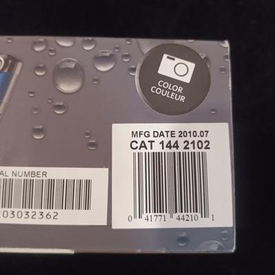 KODAK PLAYSPORT WATER RESISTANT DIGITAL CAMERA PLUS BLUETOOTH SELFIE MONOPOD