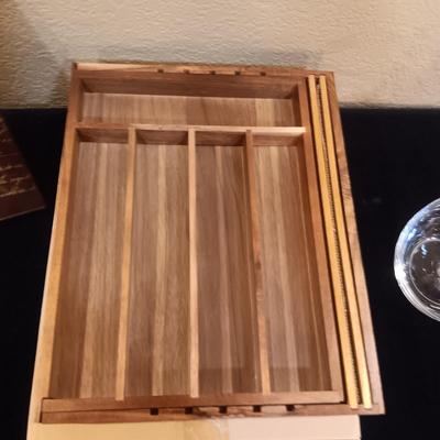 NEW BAMBOO EXPANDABLE DRAWER ORGANIZER, GLASS PITCHER & GLASS PLATTER