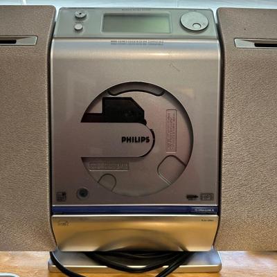 PHILLIPS MCM275 CD PLAYER WITH REMOTE