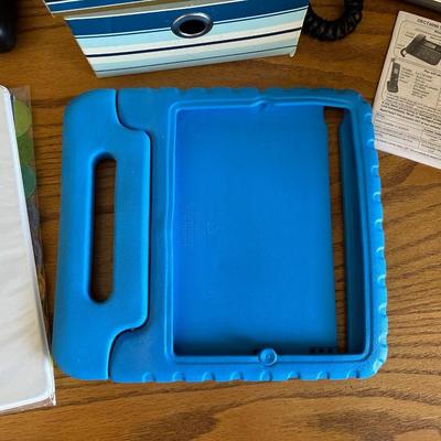 PAPER CUTTER, DESK ORGANIZER W/LAMP, LANDLINES AND MORE