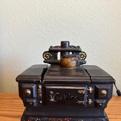 McCoy WOOD BURNING STOVE COOKIE JAR