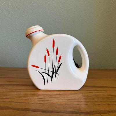 1940 UNIVERSAL CAMBRIDGE POTTERY CAT TAIL WATER JUG/PITCHER