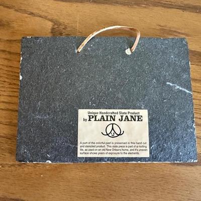 PLAIN JANE SLATE WALL HANGING, LAST SUPPER PLATE AND VINTAGE JAR