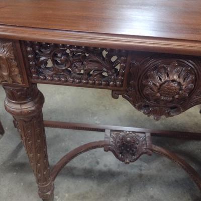 Italian Neo-Classical Design Formal Console Table