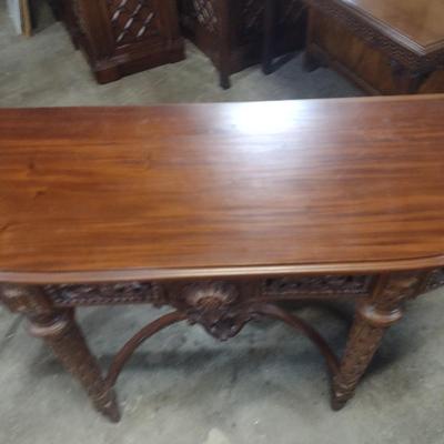 Italian Neo-Classical Design Formal Console Table