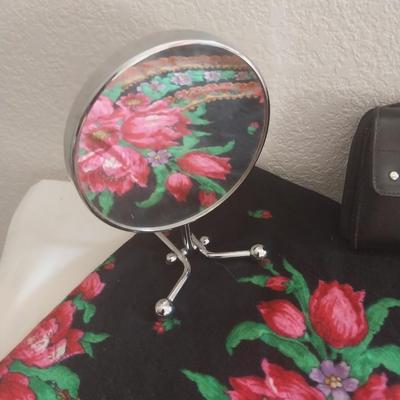 LADIES GERMAN SCARF-LEATHER WALLET AND SMALL MIRROR