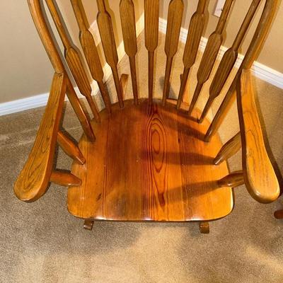 SOLID WOOD SEWING ROCKER