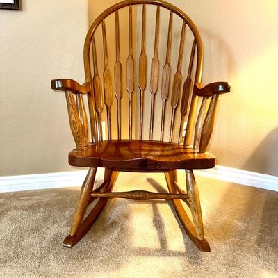 SOLID WOOD SEWING ROCKER