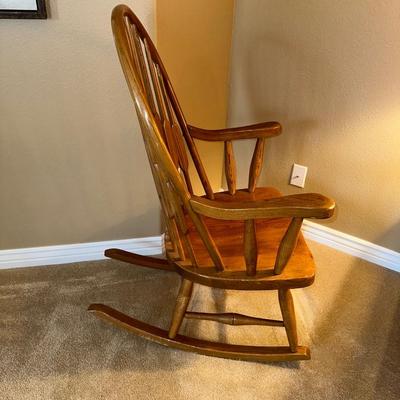 SOLID WOOD SEWING ROCKER