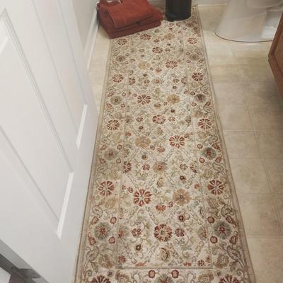 RUG RUNNER-TOWEL SET AND TRASH BIN