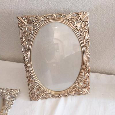 GOLD & SILVER TONE FRAMES AND PRETTY VASE