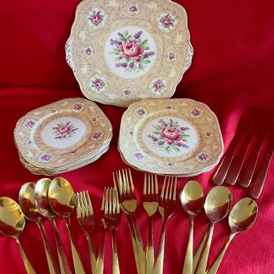 Beautiful flower, China and gold silverware