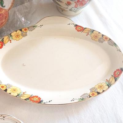 PLACEMATS-VASE- CHINA PLATES AND PLATTER