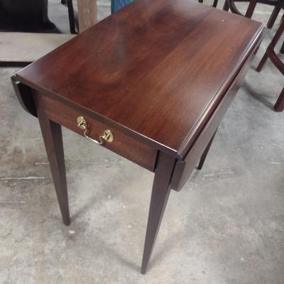 Henkel-Harris Mahogany Drop Leaf Side Table with Single Drawer Choice B