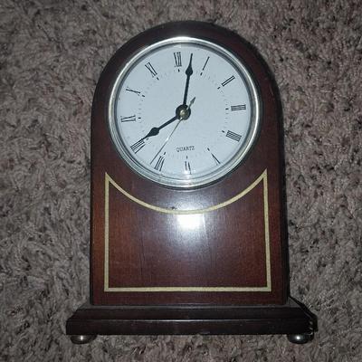 FRAMED PAINTING-MATCHING KLEENEX BOX & TRASHCAN-TABLE CLOCK