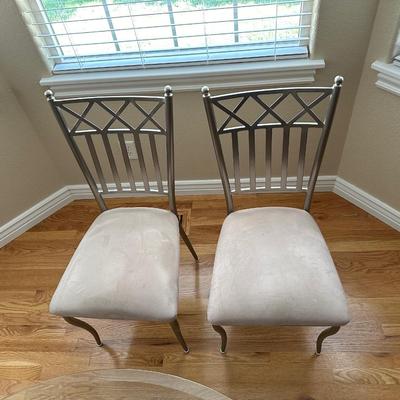 METAL FRAMED GLASS TOP TABLE WITH 4 MATCHING CHAIRS