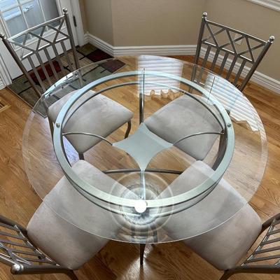 METAL FRAMED GLASS TOP TABLE WITH 4 MATCHING CHAIRS